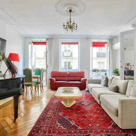 A Prestigious Location In Appartamento